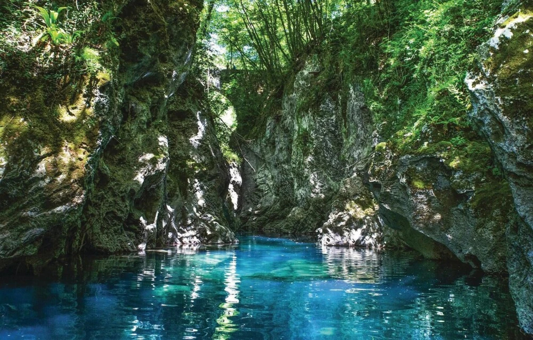 Stunning Home in Montefegatesi With 4 Bedrooms and Wifi