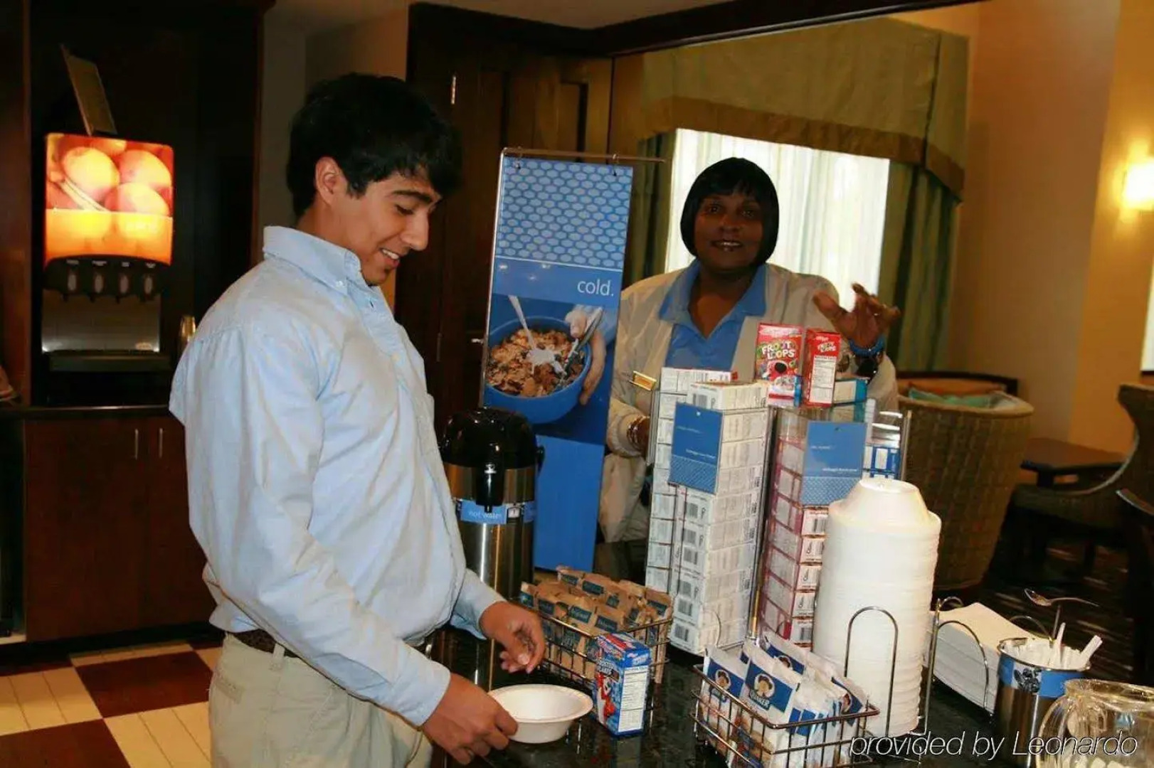 Hampton Inn & Suites Savannah-Airport