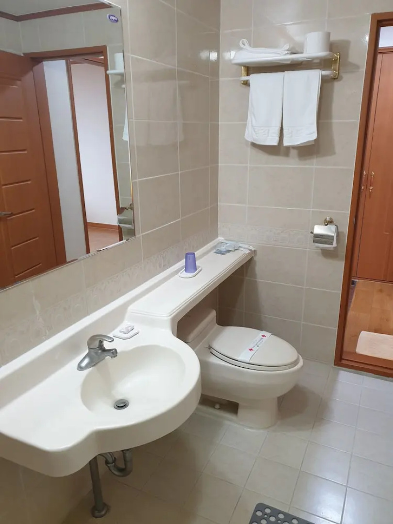 Munkyung Tourist Hotel