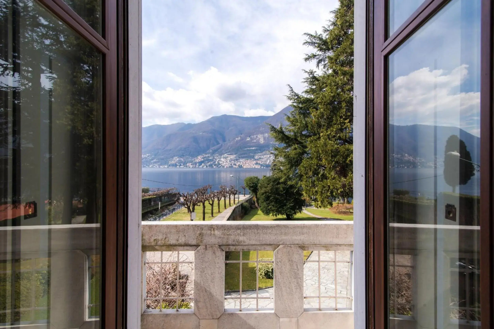 Villa Giù Luxury Lake Como - By House Of Travelers -