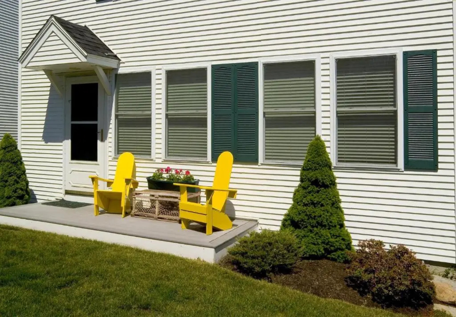 Heron Neck Cottage at One Long Beach