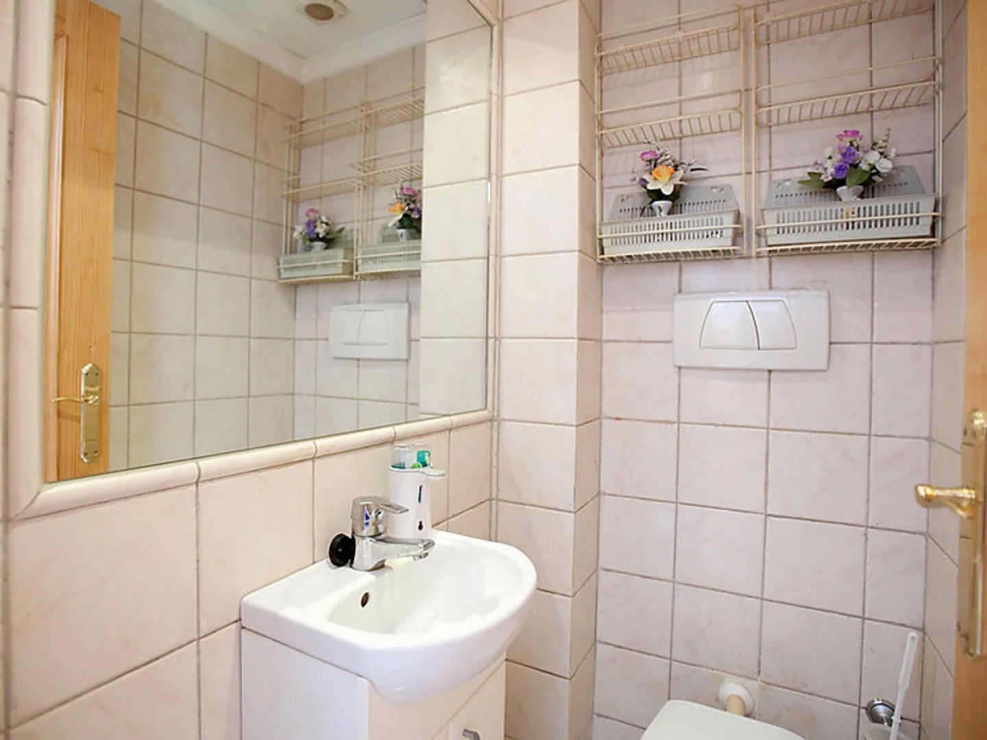 Holiday Home Imperial Park 02