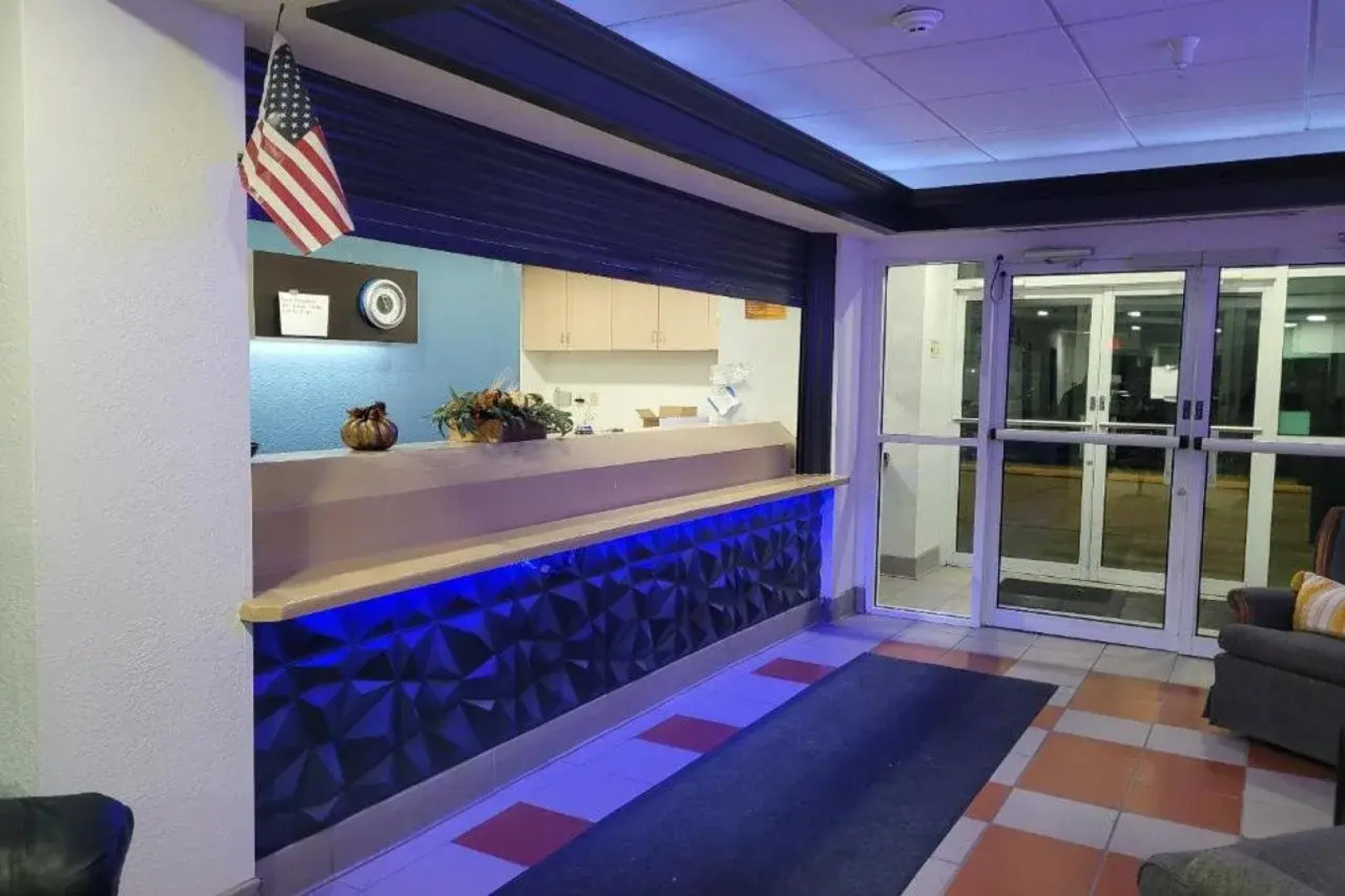 Modern Stay 39 Lakeview By OYO Minonk Garden