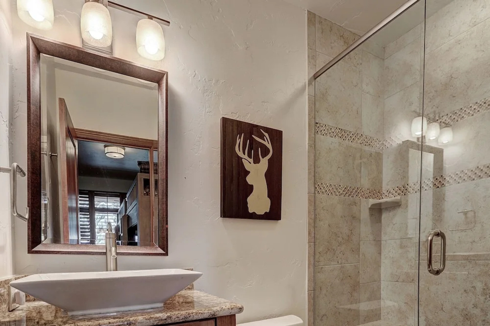 Plaza Level Luxury 3br -right In Beaver Creek Village 3 Bedroom Condo by RedAwning