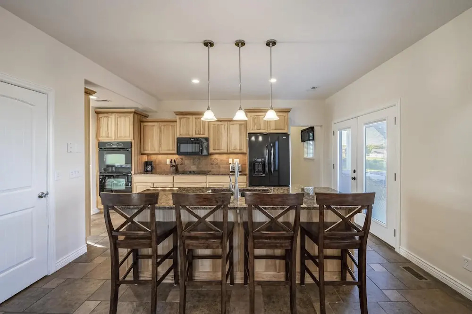 Family Fun Property Between Bear Lake Marina and Raspberry Square, Multiple Game Rooms, Sleeps 32, All New Furniture