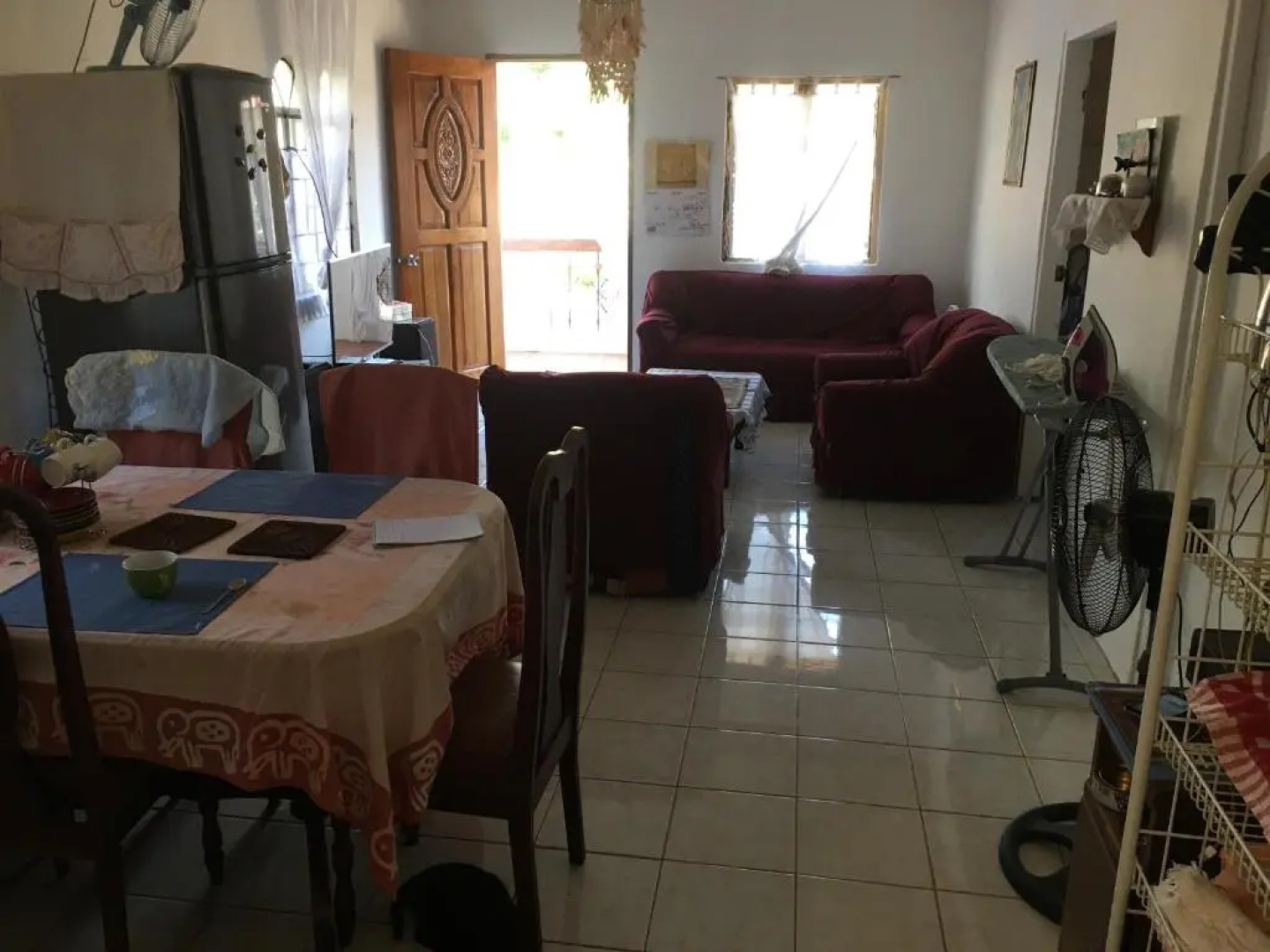 Chona and Christophe Guesthouse - Masbate