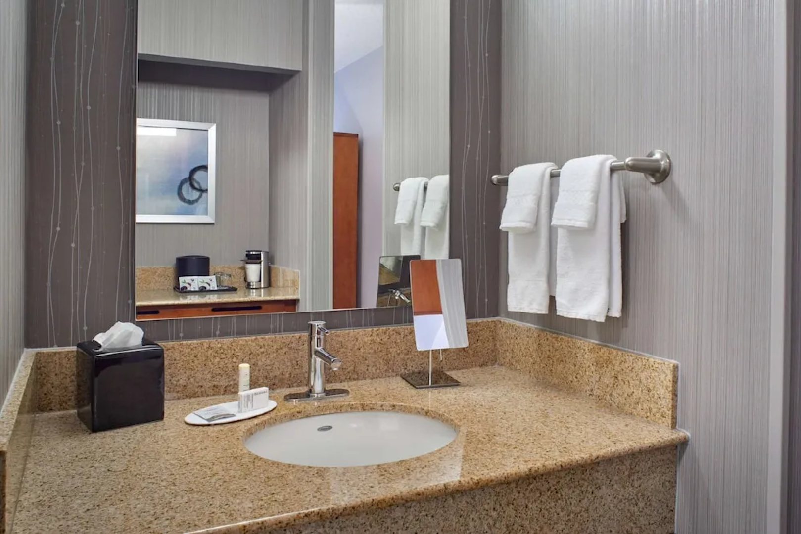 Sonesta Select Minneapolis Eden Prairie