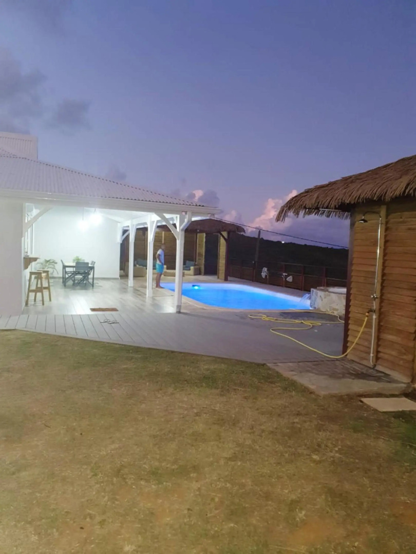 Villa de 4 chambres avec vue sur la mer piscine privee et jacuzzi a Le Marin a 3 km de la plage