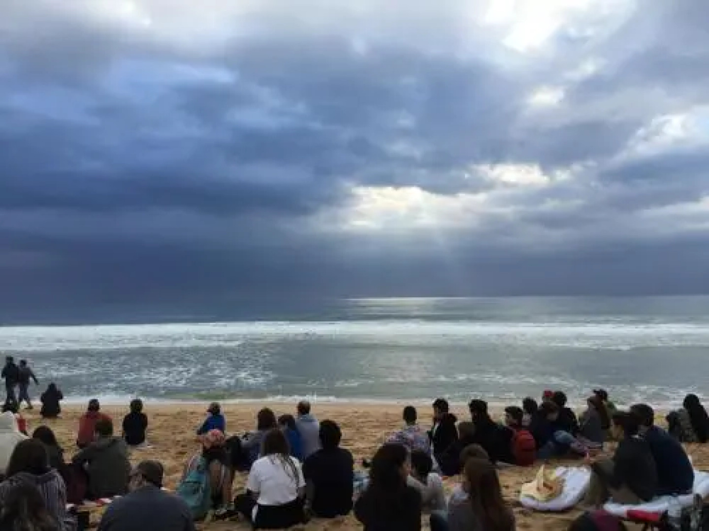 Sun & Wave Apartment