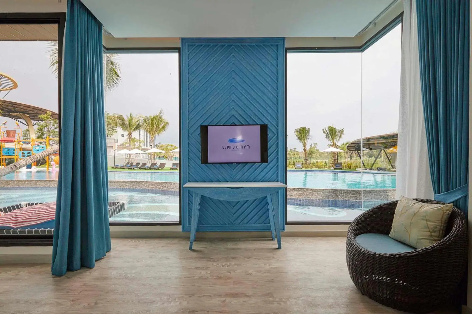 Elmas Cha-Am Design Hotel (SHA Extra Plus)