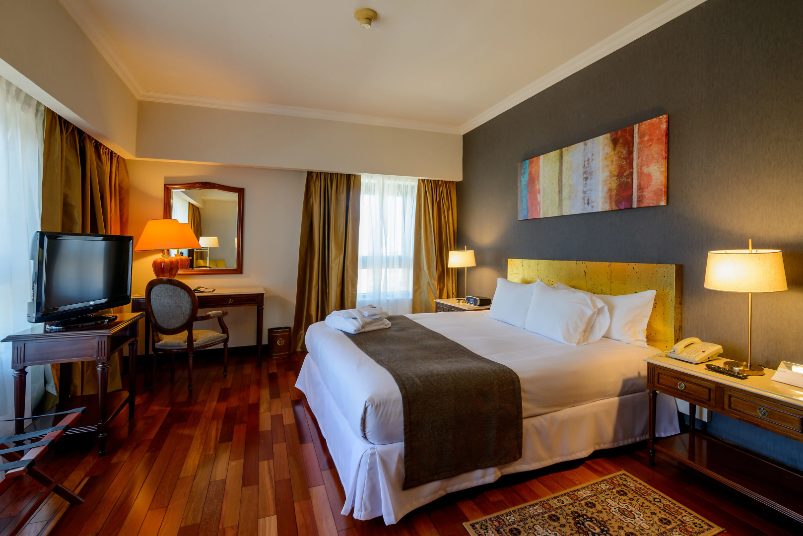 Radisson Montevideo Victoria Plaza Hotel