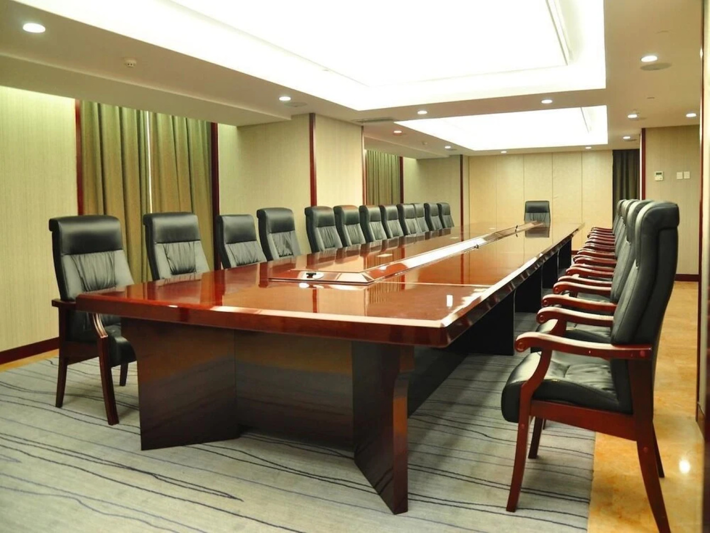 Yinchuan Shangling Boston Hotel