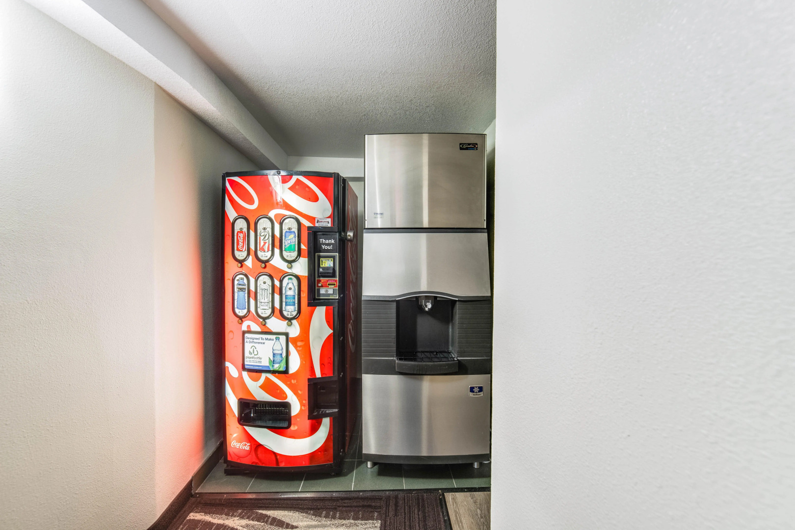 Ramada by Wyndham Medford Airport North