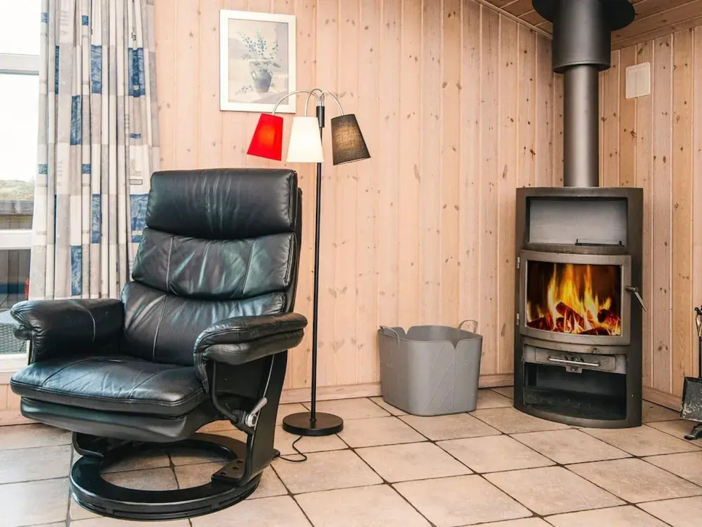 Secluded Holiday Home in Henne near Beach