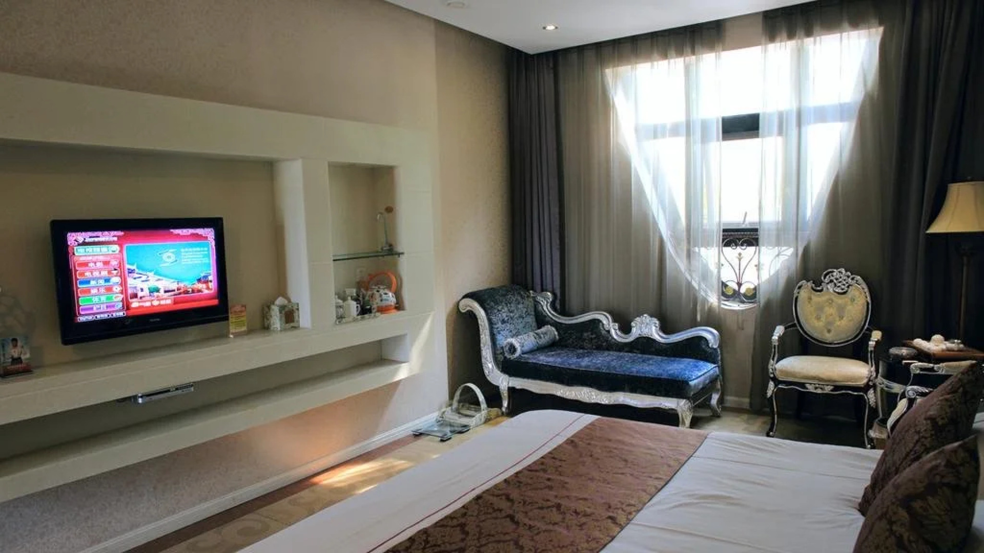 Jiashan Guohui Hotel