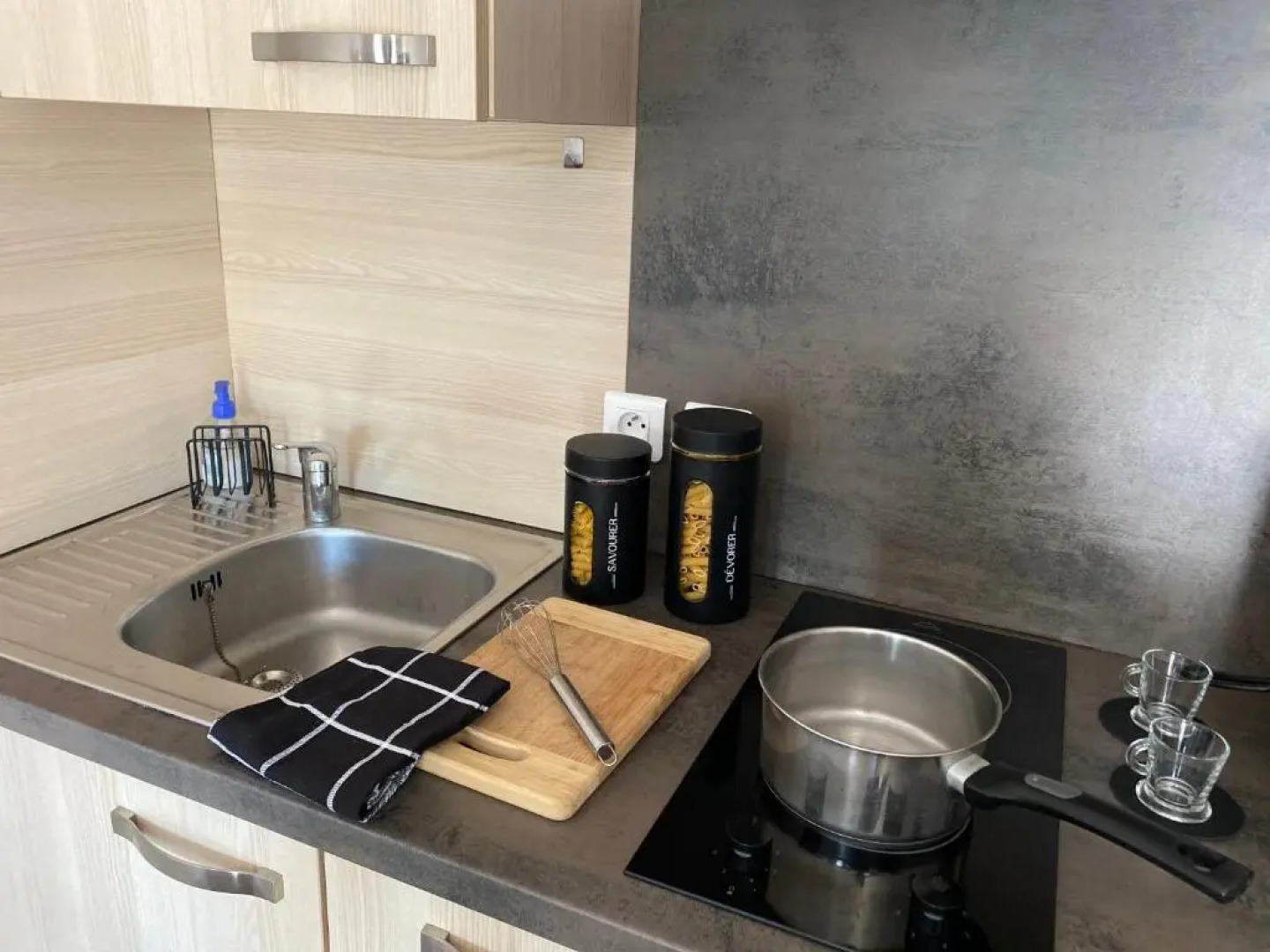 Rez de Jardin Villa Cagnes Sur Mer.