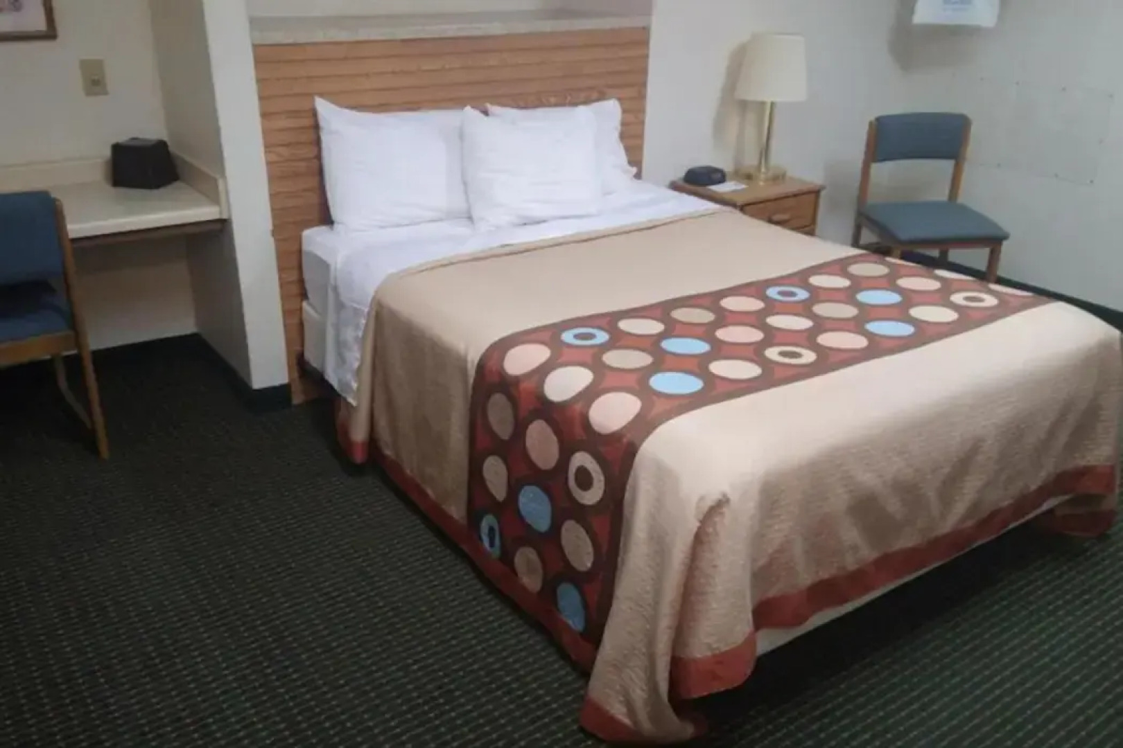 Wautoma Inn by OYO Near Airport WI 73