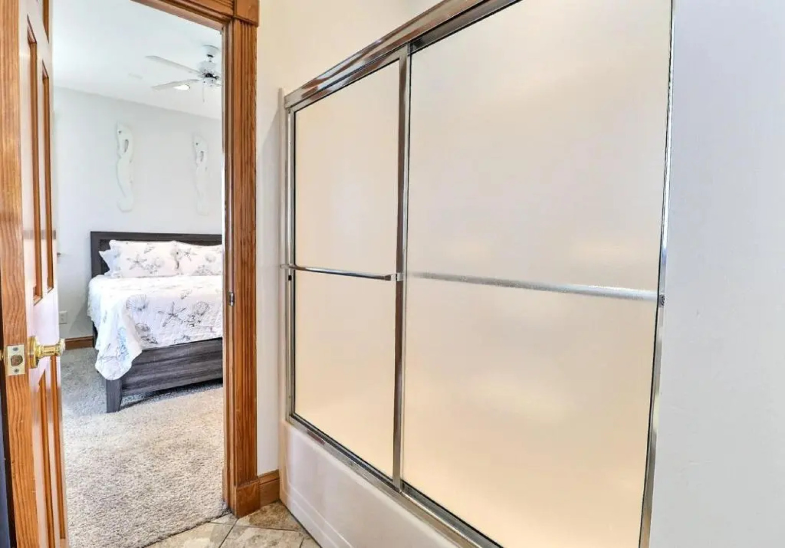 7500 Soundscape Canalfront