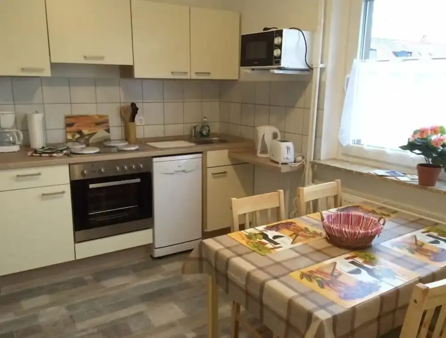 Ferienwohnungen, Monteurwohnungen & Pension FEWO Helmstedt