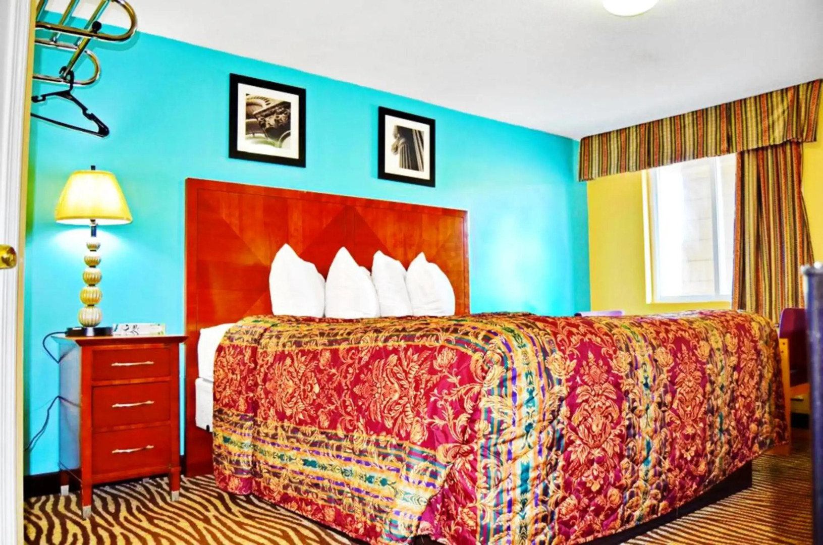 Flagship Inn And Suites