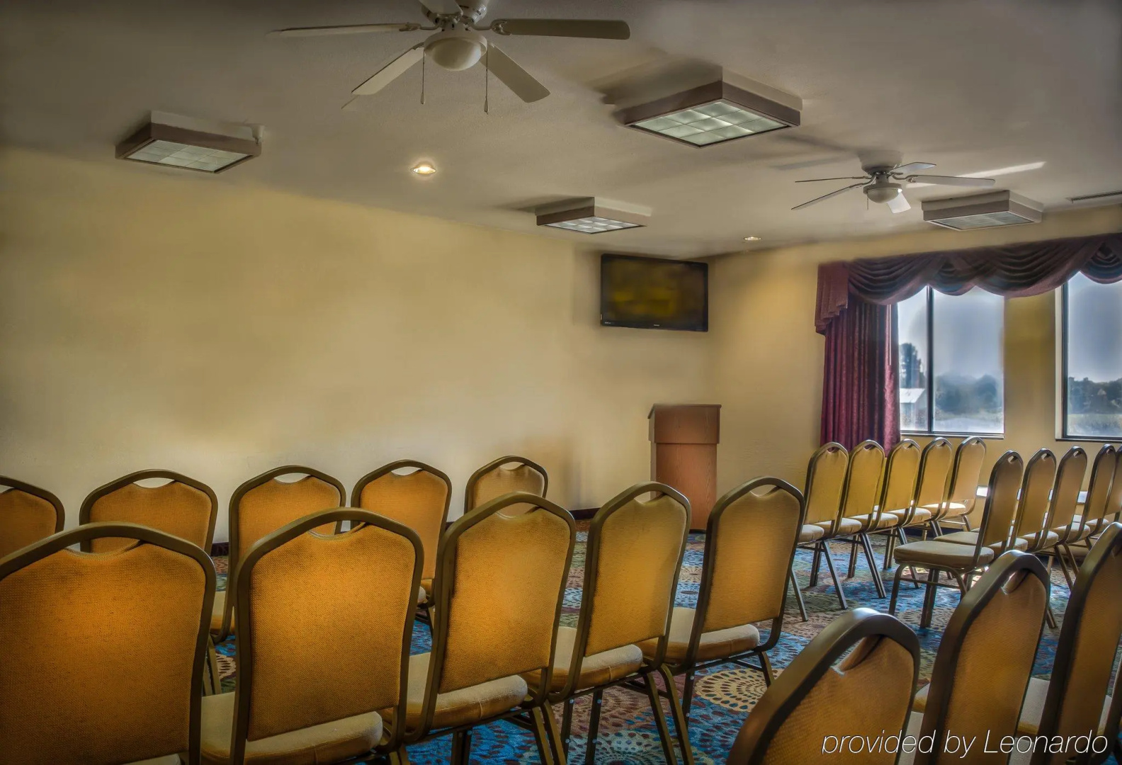 Country Inn & Suites by Radisson, South Haven, MI