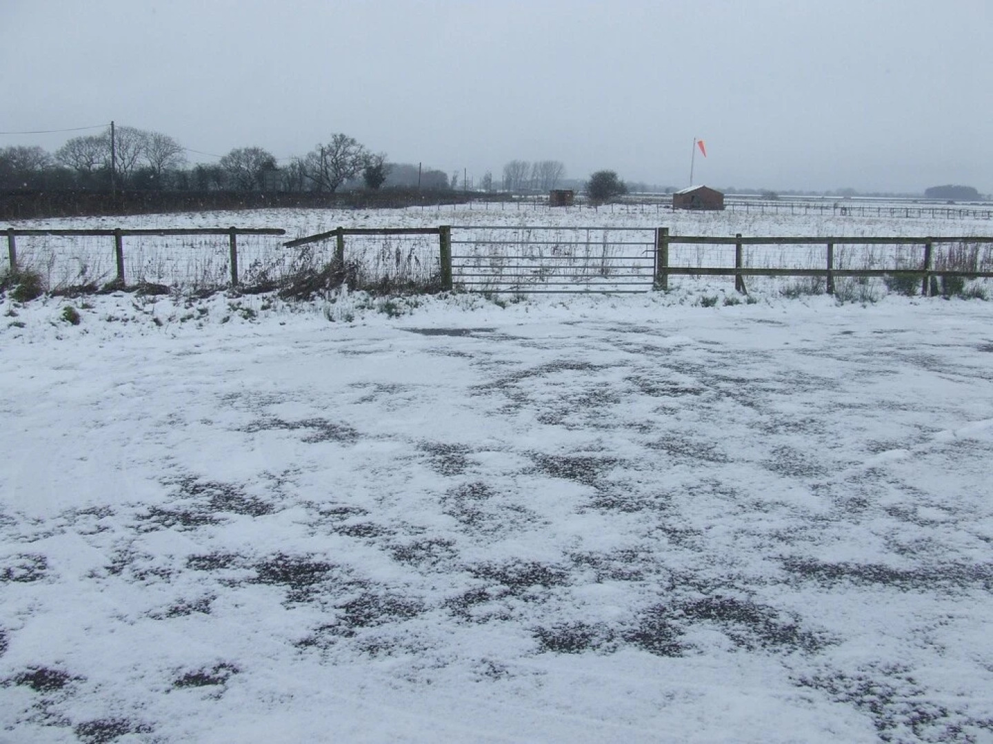 Long Chimneys Bed & Breakfast