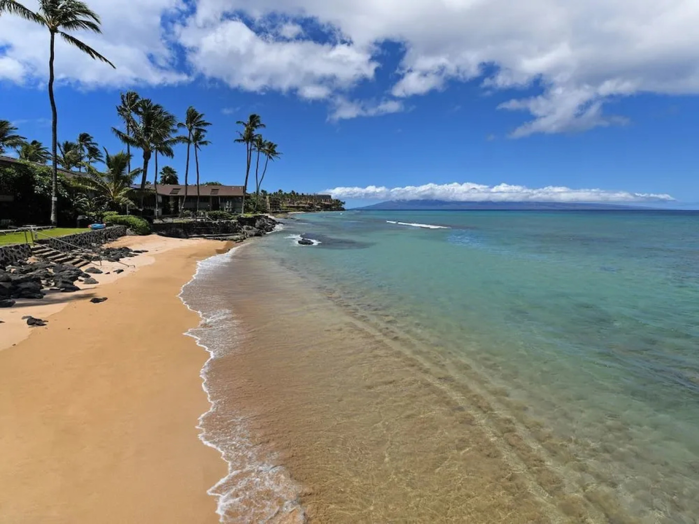 Lower Honoapiilani Condo Unit #404 2 Bedrooms 2 Bathrooms Condo