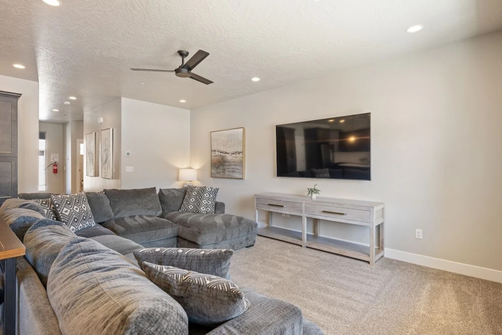 Zion's Paradise 6 Bedroom Townhouse