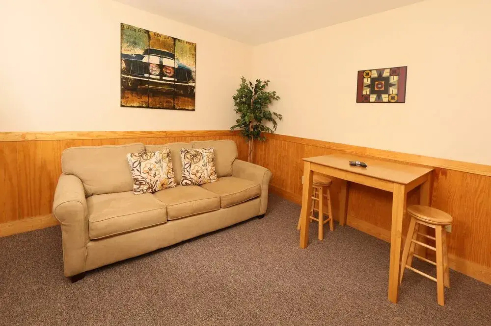 Walnut Grove 2 3 Br cabin by RedAwning