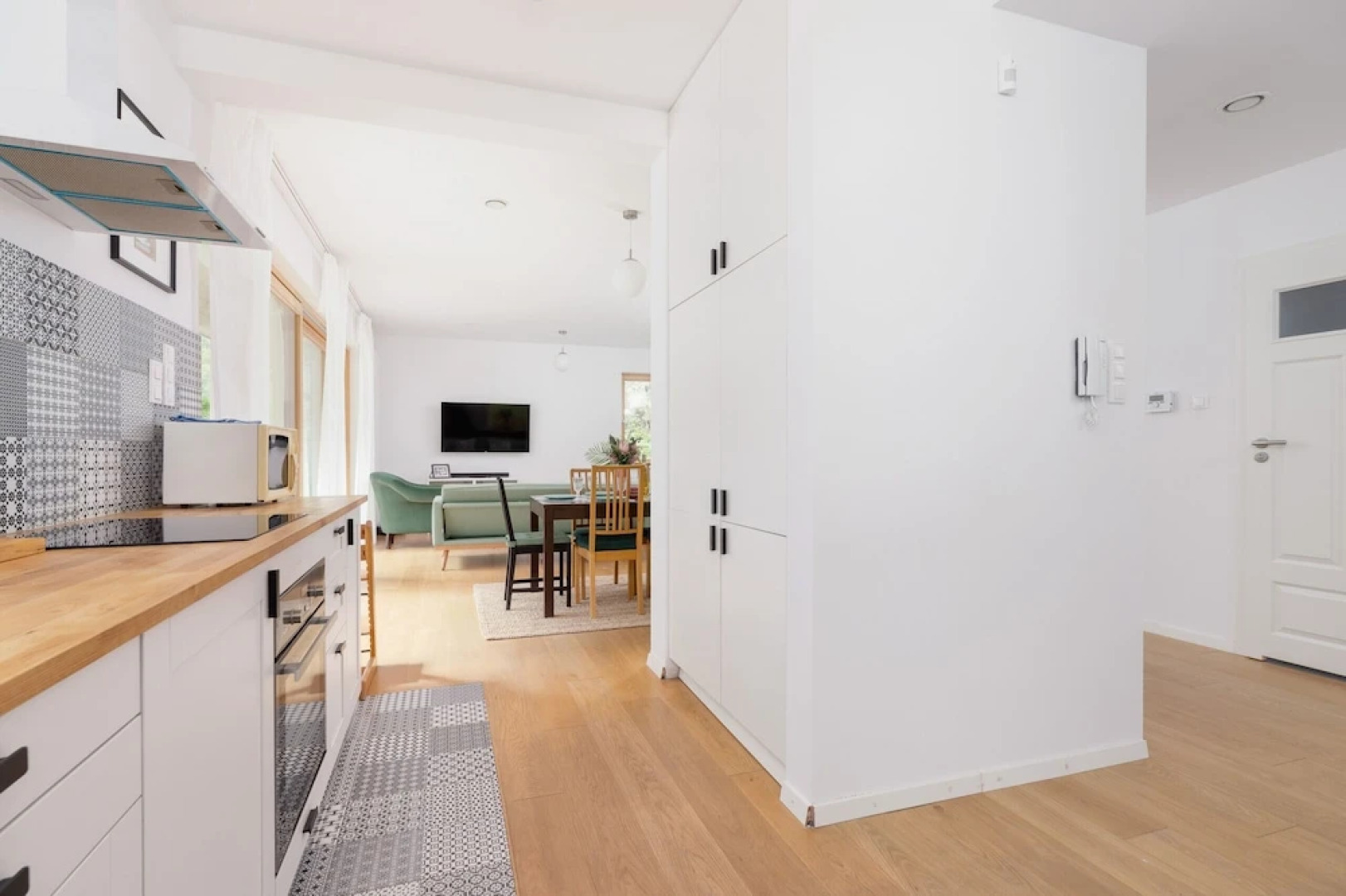 Beautiful House Korzkiew by Renters