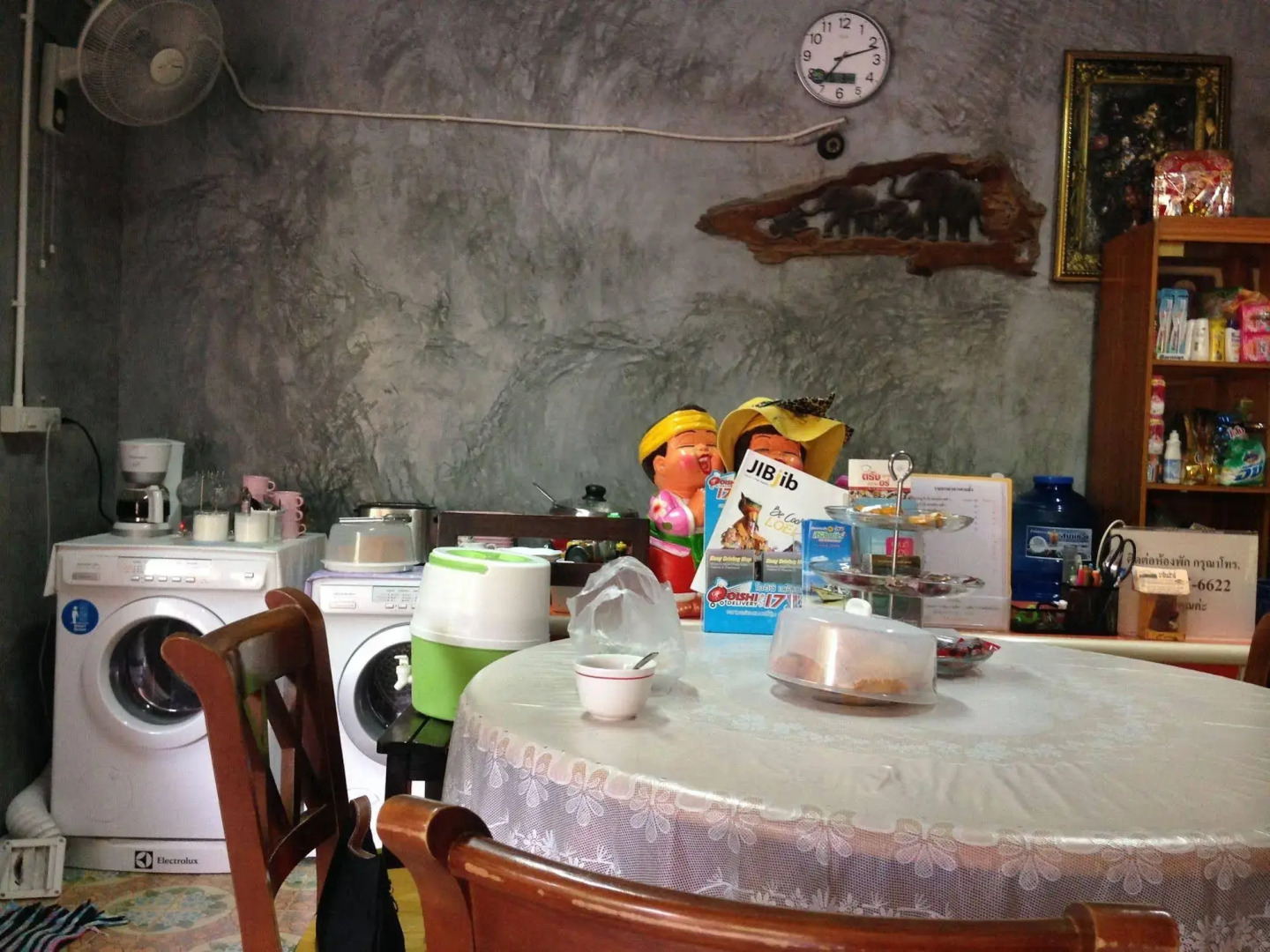 Malin House Apartment 1 Trang