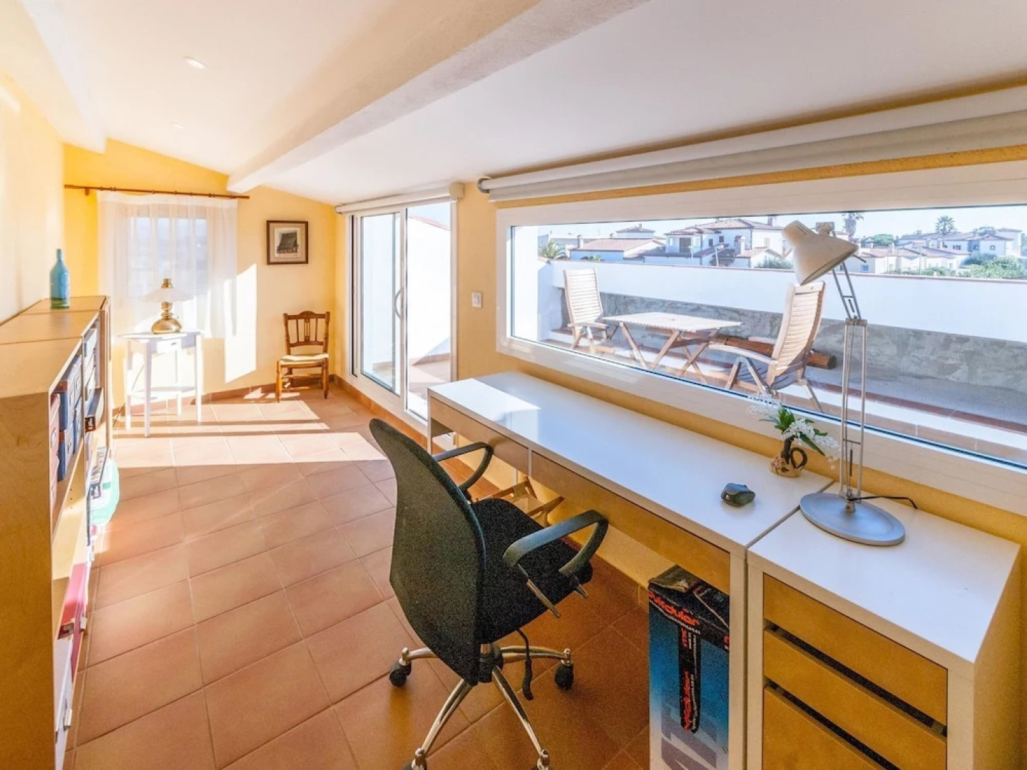 Modern Holiday Home in Vilamacolum With Swimming Pool