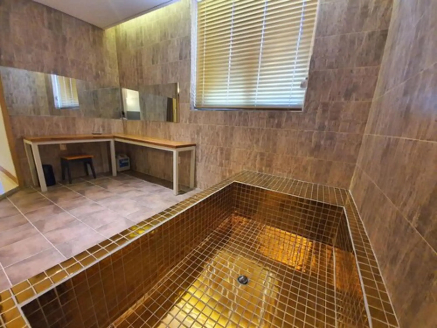 Benikea Yangsan Hotel