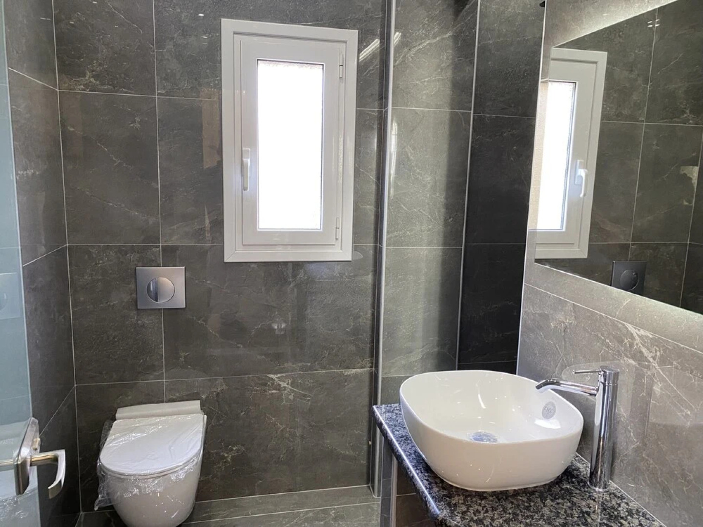 Alexander Apartments