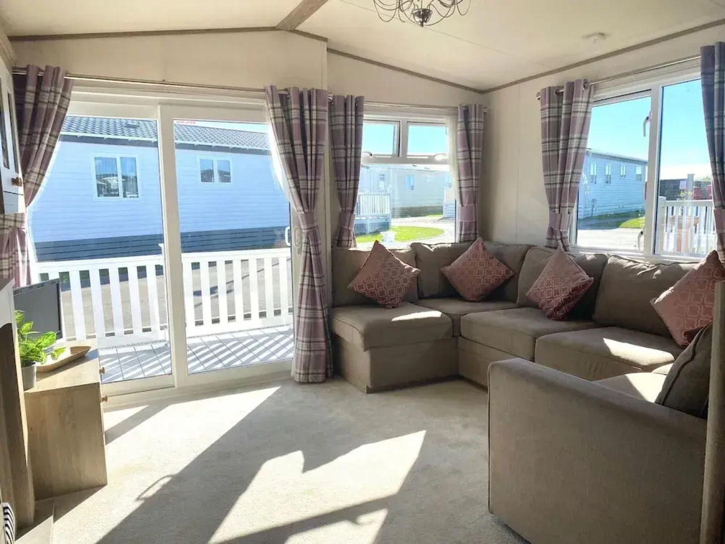 Bay View 37 Oceans Edge by PRL Lodge Hire