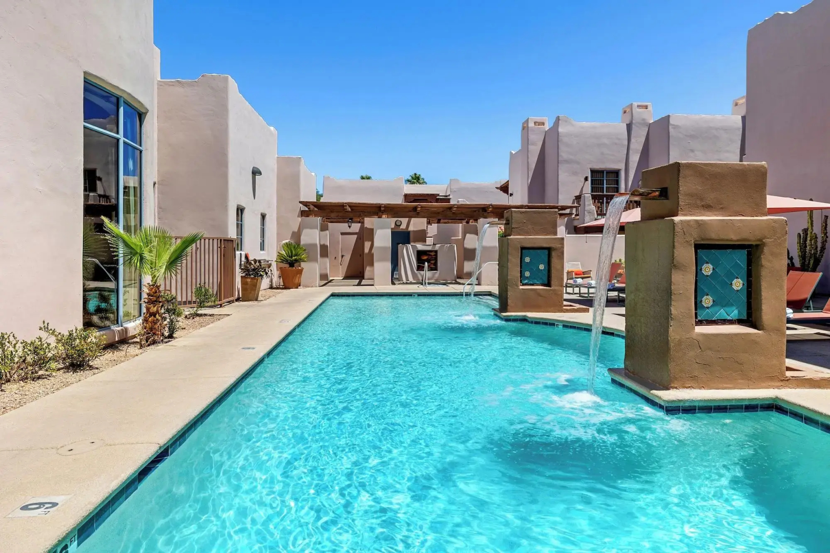 Lodge on the Desert