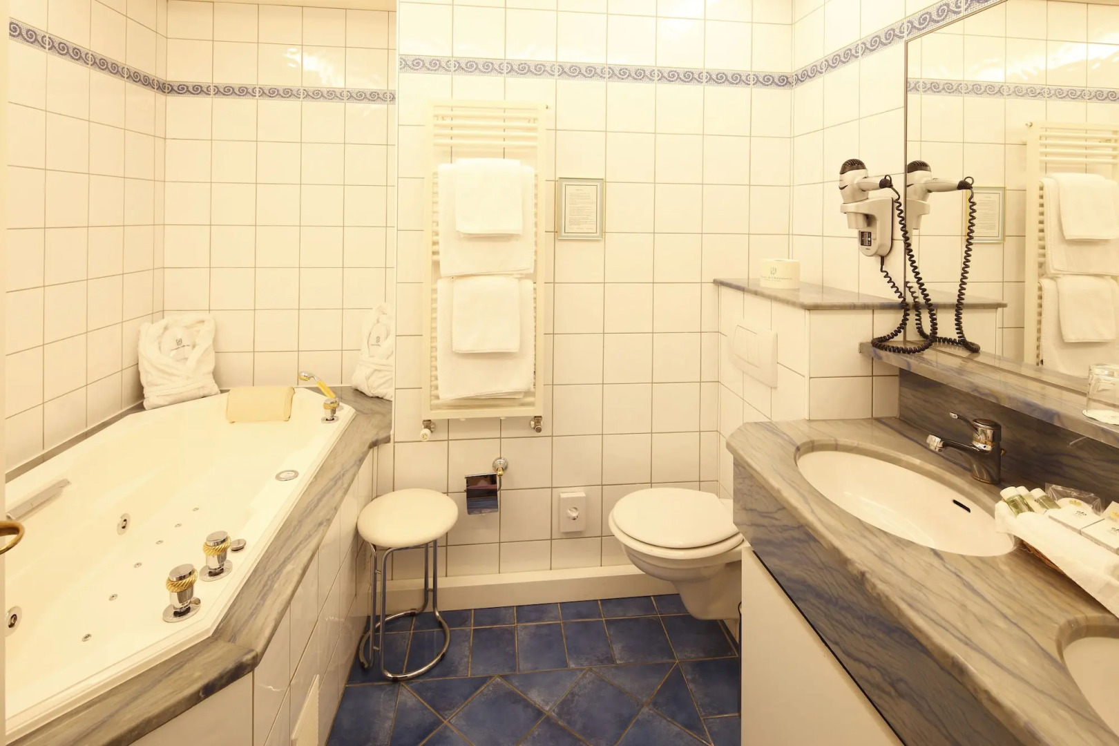 Domaine De Chateauvieux