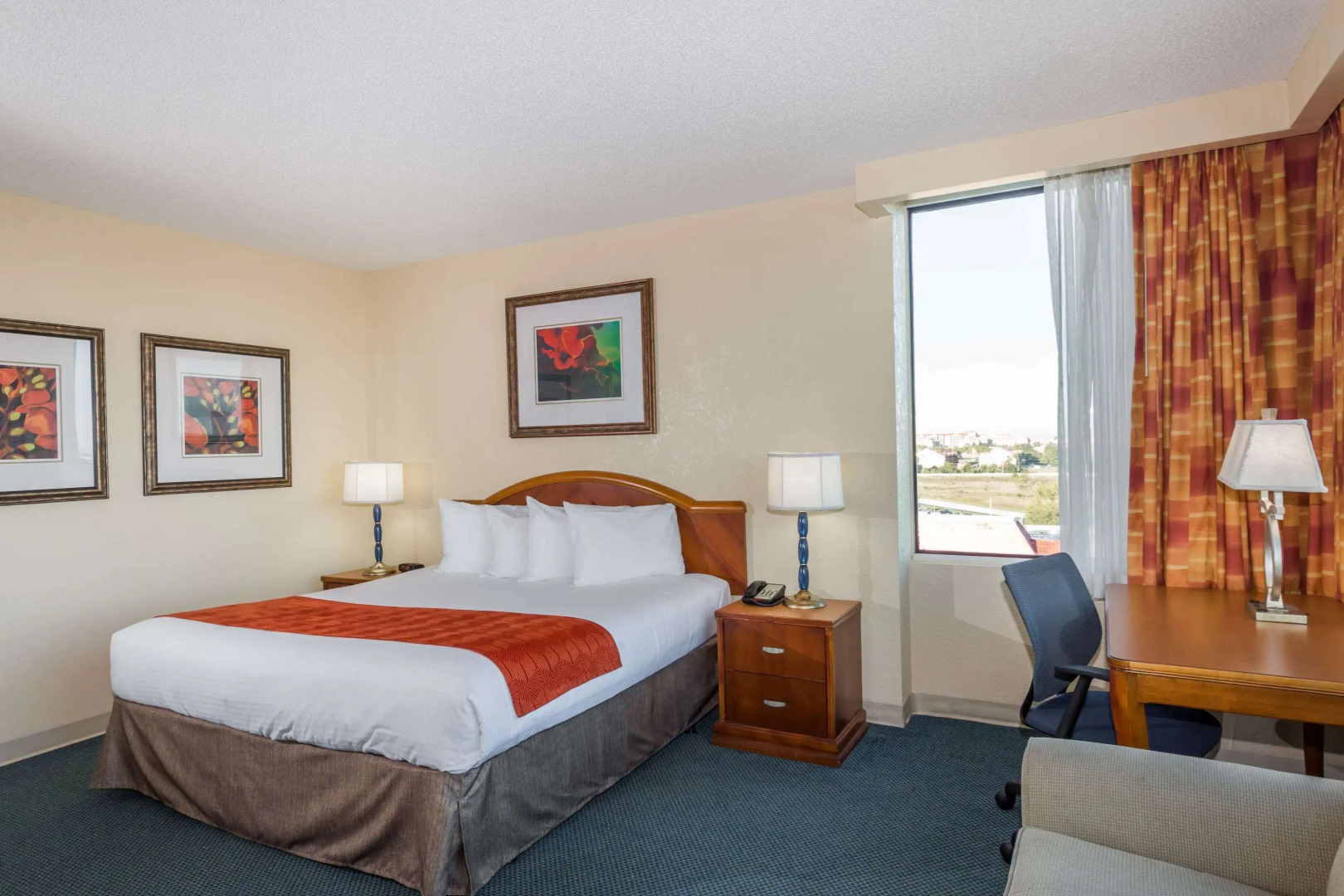Ramada by Wyndham Kissimmee Gateway