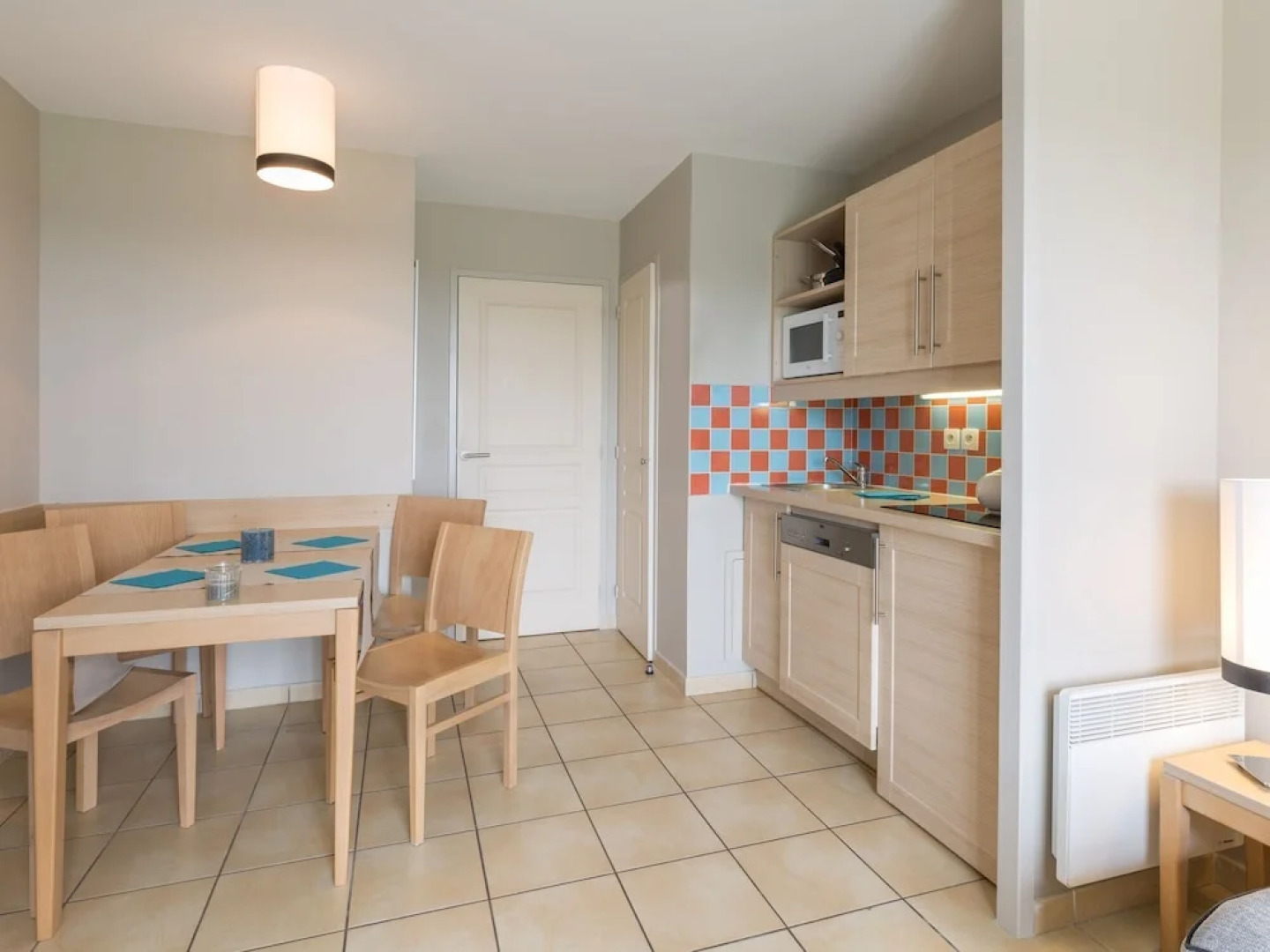 Modern Apartment With Buth tub Near the Historic Omaha Beach
