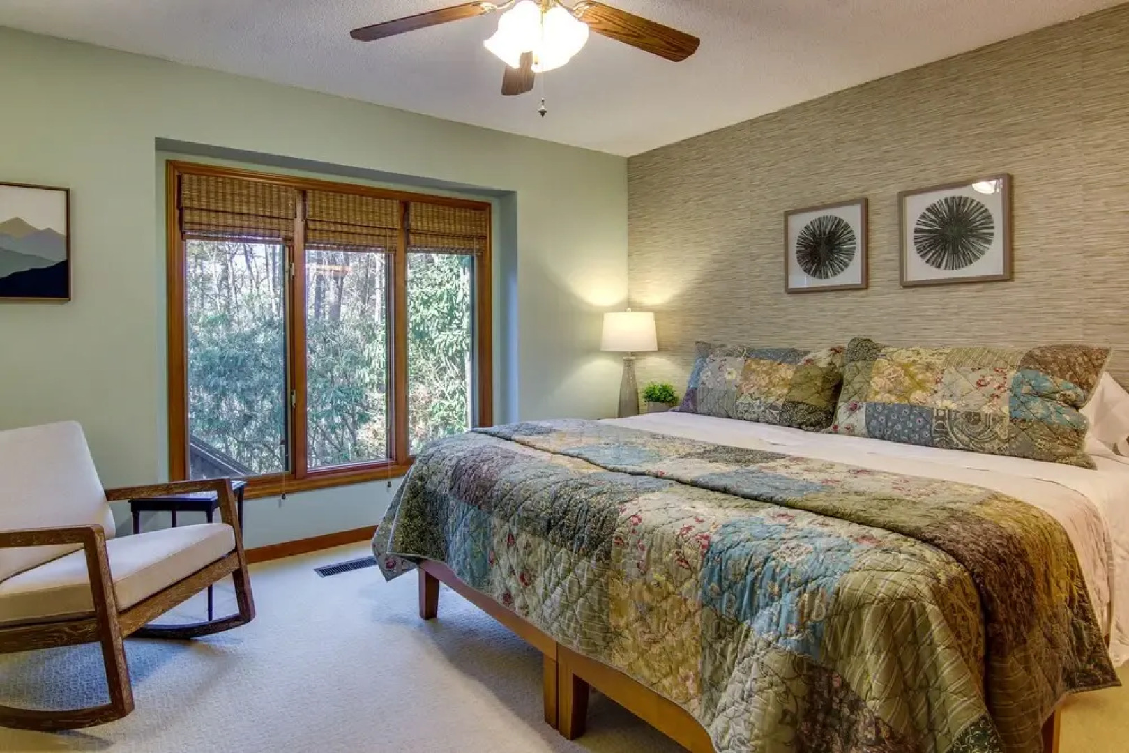 Sapphire Vacation Rental Cabin: Close to Hiking