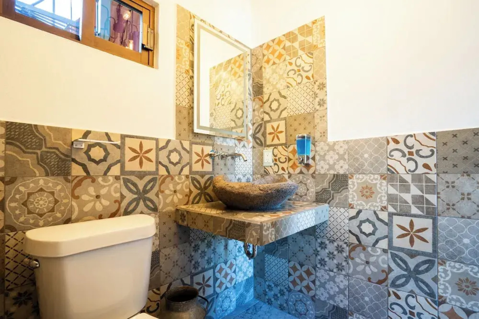 Cozy House with Pool and 3 Bedrooms