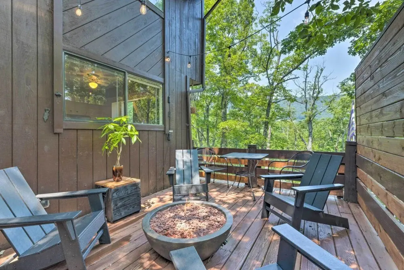 Top Shelf Home w/ Deck: 1 Mi to Ski Slopes!