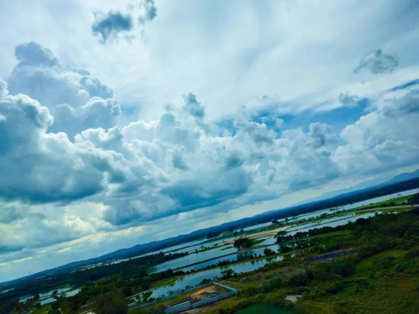 Kampar Champs Elysees, King Bed Studio unit 12A21