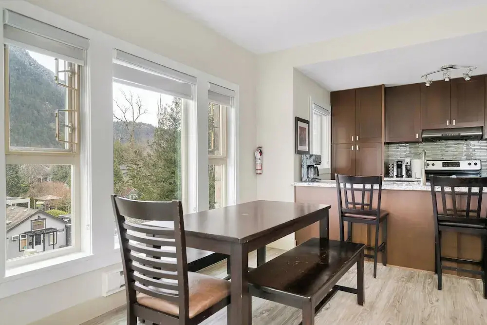 Rooftop Paradise Luxe 2BR  Lake Views