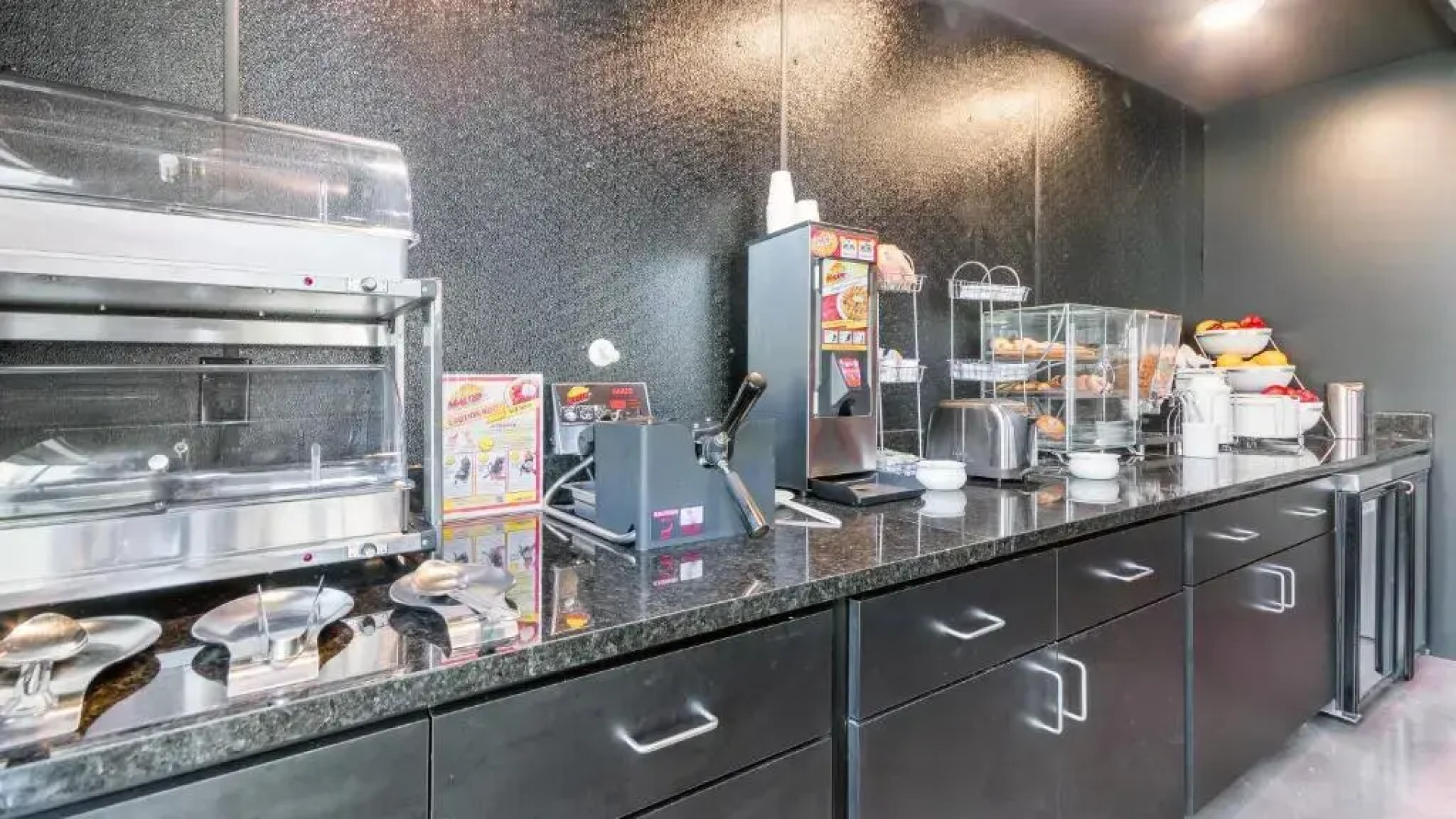 Cobblestone Hotel and Suites Janesville