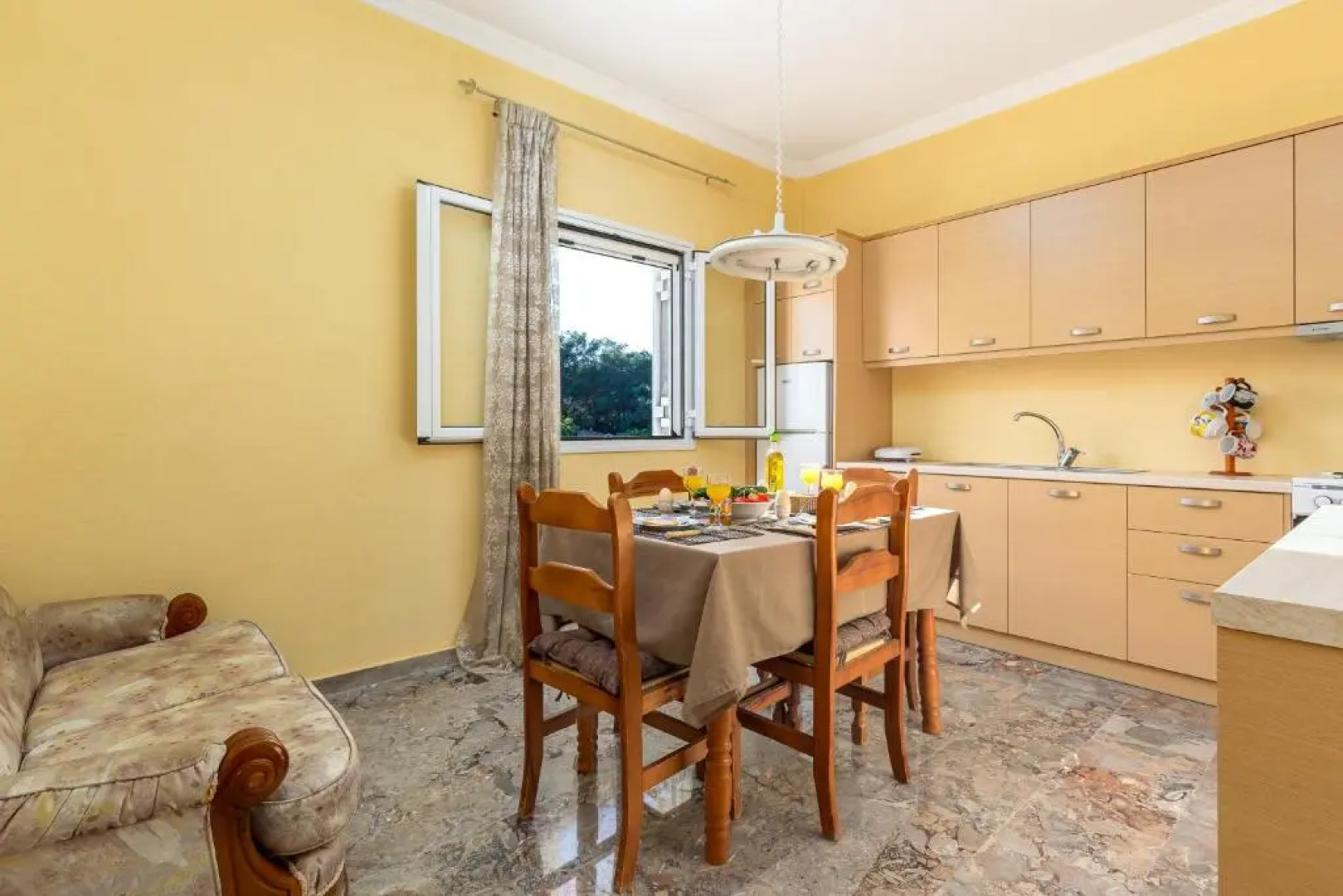 Dimitra House - Corfiot country side getaway