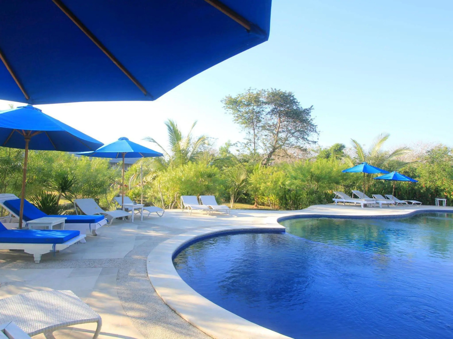 Puri Sari Beach Hotel