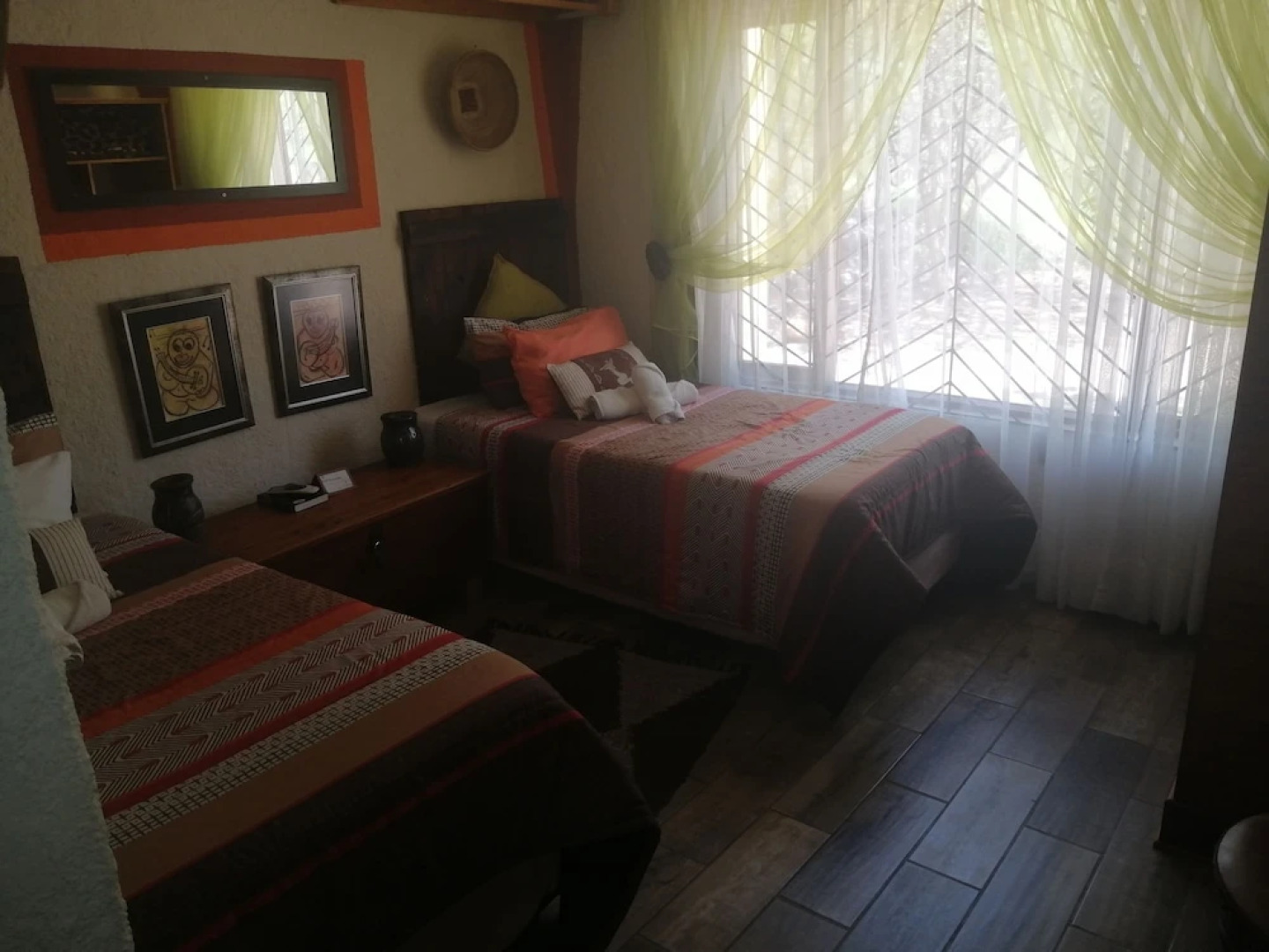 Ann's Lodge & Camping