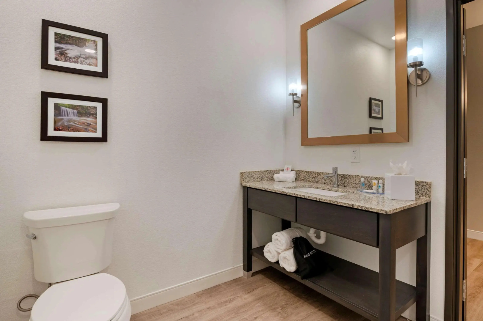 Comfort Suites Cincinnati University - Downtown