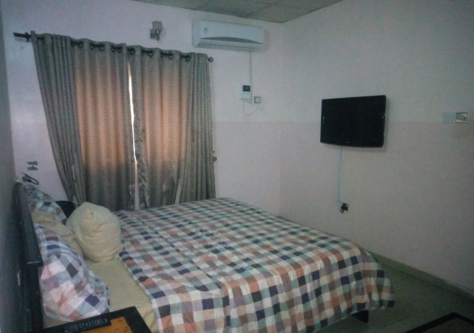 Bayse One Executive Suites and Bar